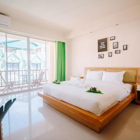 Patong Beach Side Hotel Exterior foto
