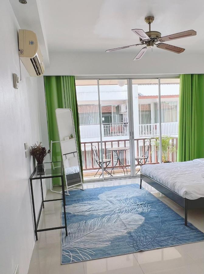 Patong Beach Side Hotel Exterior foto